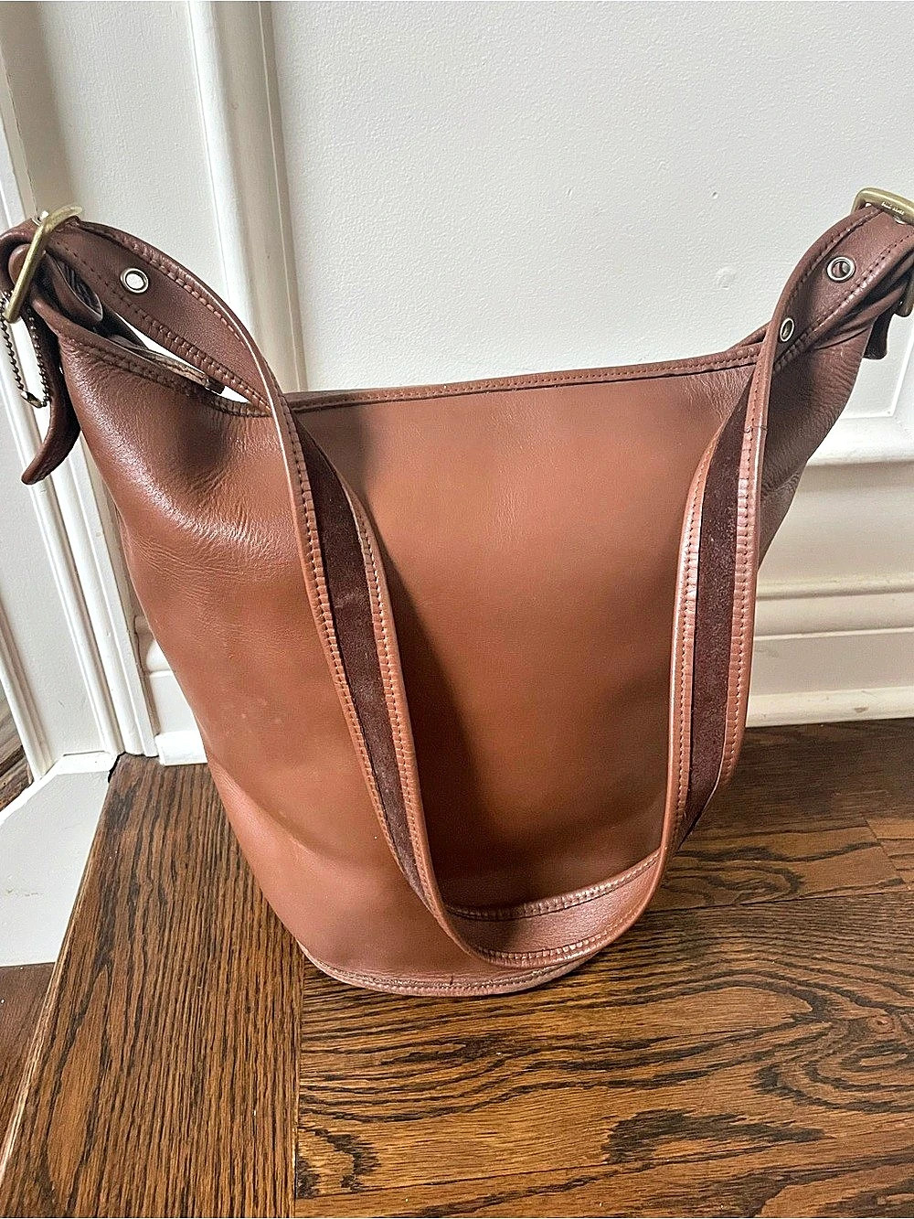 COACH 9085 Vintage Brown Leather Bucket Shoulder Bag Used Women XL